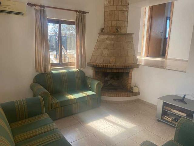 4-bedroom villa to rent: https://www.bazaraki.com/adv/5787886_4-bedroom-villa-to-rent (www.bazaraki.com)