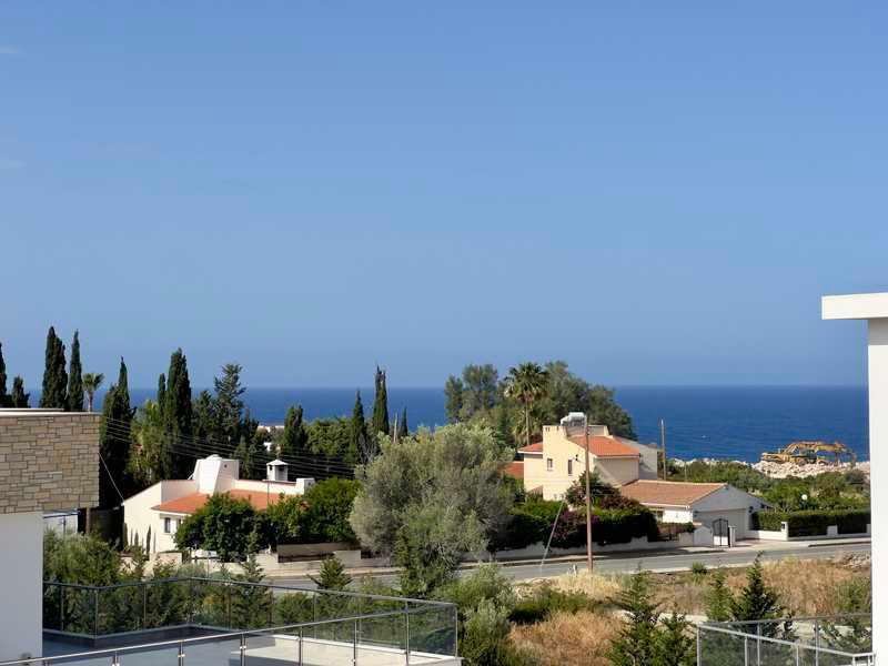 4-bedroom detached house to rent: https://www.bazaraki.com/adv/5798615_4-bedroom-detached-house-to-rent (www.bazaraki.com)