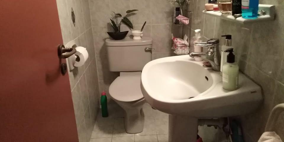 3 υπνοδωμάτια 2 μπάνια Σπίτι: https://www.facebook.com/marketplace/item/603698919389335 (www.facebook.com)