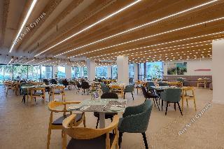 Hotel for sale in Dekeleia, Larnaca: https://www.buysellcyprus.com/property-for-sale/larnaca/dekeleia/hotel-for-sale-dekeleia-larnaca-1794311.html (www.buysellcyprus.com)