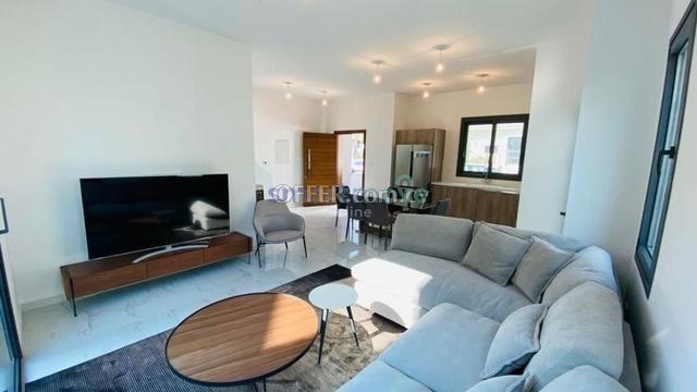 2 Bedroom Townhouse For Rent Limassol: https://www.offer.com.cy/en/2-bedroom-townhouse-for-rent-limassol/21-816792/ (www.offer.com.cy)