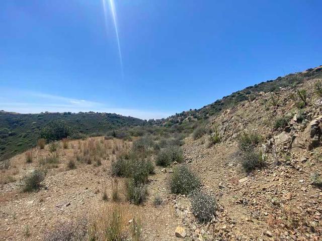 Agricultural land 6994 m²: https://www.bazaraki.com/adv/5792569_agricultural-land-6994-m2 (www.bazaraki.com)