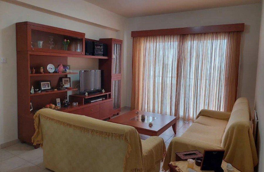 For Sale, Two-Bedroom Apartment in Aglantzia: https://www.offer.com.cy/en/for-sale-two-bedroom-apartment-in-aglantzia/21-816139/ (www.offer.com.cy)