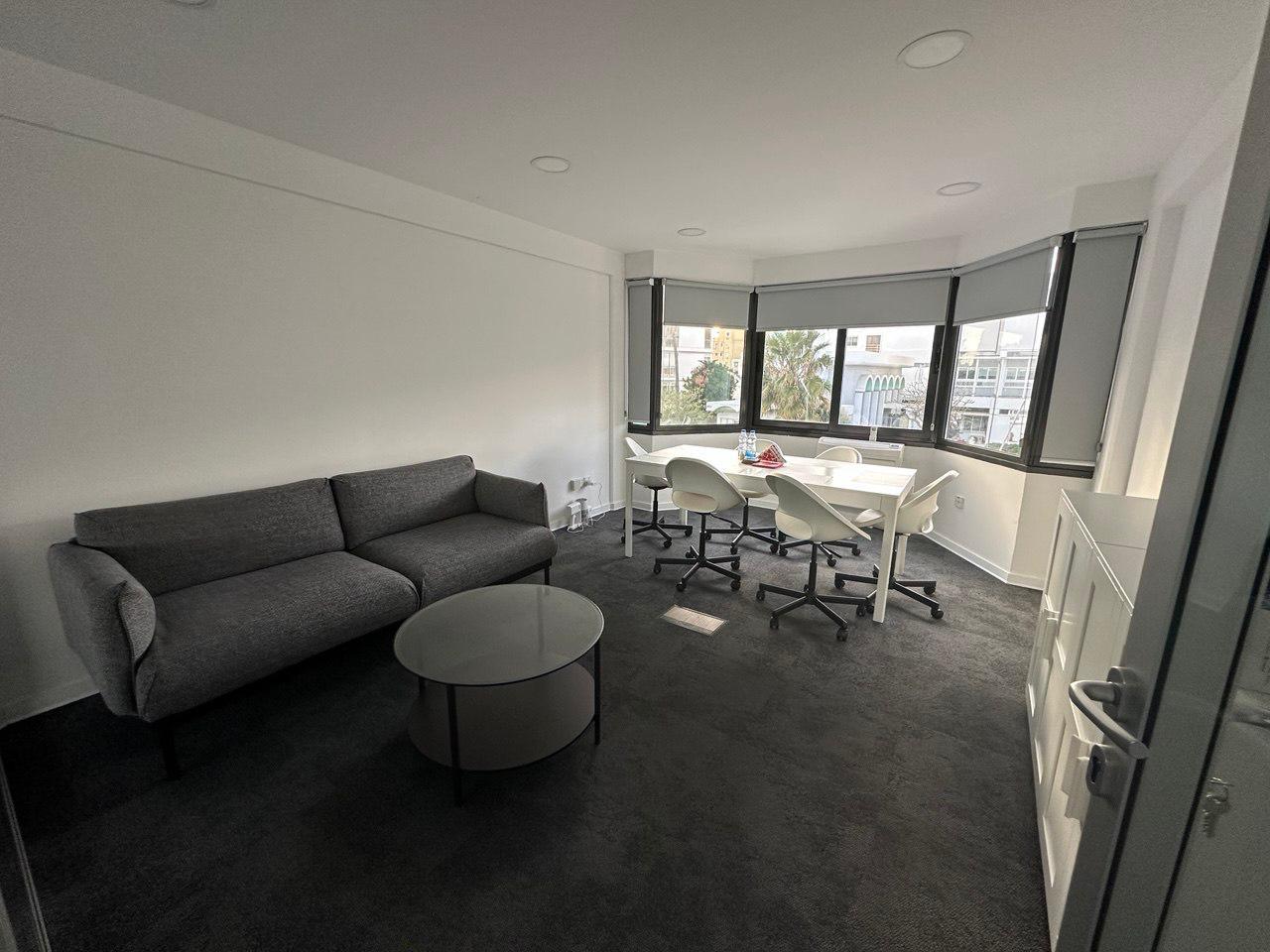 Office in Limassol №152925: https://dom.com.cy/en/catalog/rent/152925/ (dom.com.cy)