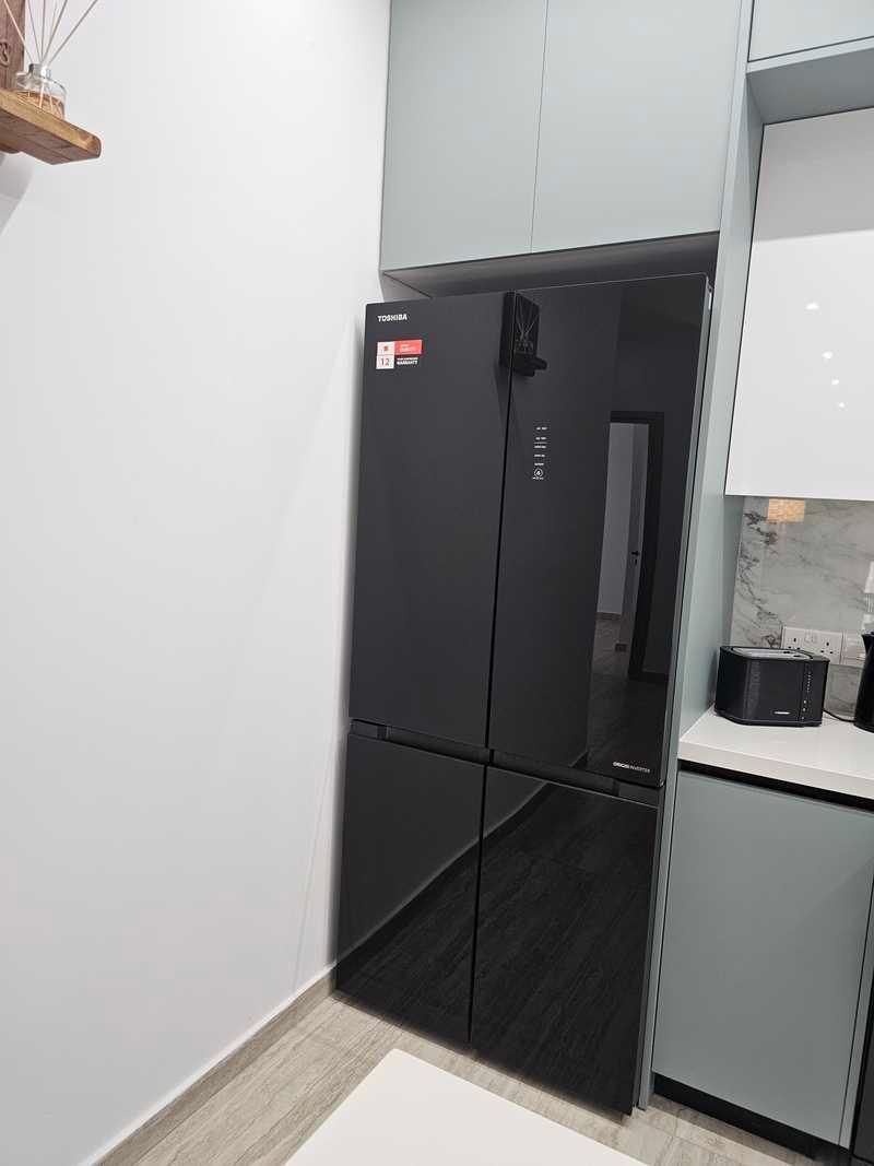 3-bedroom penthouse to rent: https://www.bazaraki.com/adv/5797134_3-bedroom-penthouse-to-rent (www.bazaraki.com)