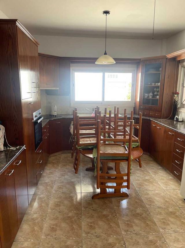 3-bedroom detached house to rent: https://www.bazaraki.com/adv/5791202_3-bedroom-detached-house-to-rent (www.bazaraki.com)