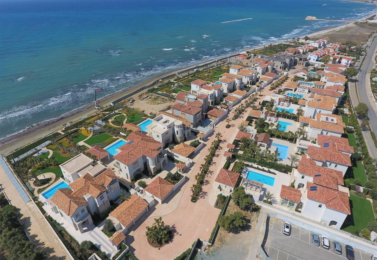 New 5-bedroom villa in Larnaca № 153399: https://dom.com.cy/en/catalog/sale/153399/ (dom.com.cy)