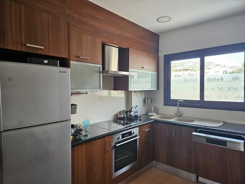 2-bedroom apartment to rent: https://www.bazaraki.com/adv/5797668_2-bedroom-apartment-to-rent (www.bazaraki.com)