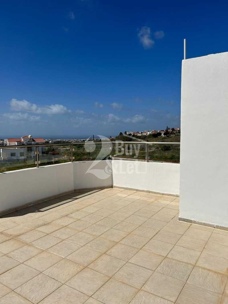 3-bedroom apartment to rent: https://www.bazaraki.com/adv/5765493_3-bedroom-apartment-to-rent (www.bazaraki.com)
