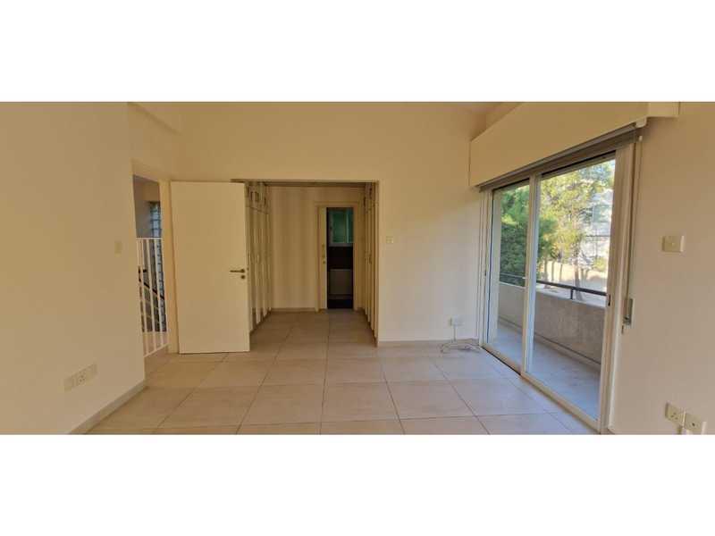 4-bedroom detached house to rent: https://www.bazaraki.com/adv/5786553_4-bedroom-detached-house-to-rent (www.bazaraki.com)