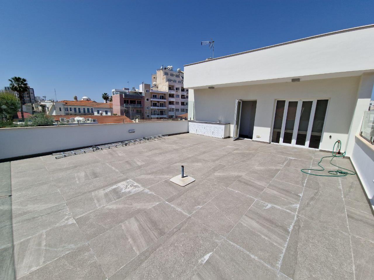 5-bedroom villa in Limassol №152064: https://dom.com.cy/en/catalog/rent/152064/ (dom.com.cy)