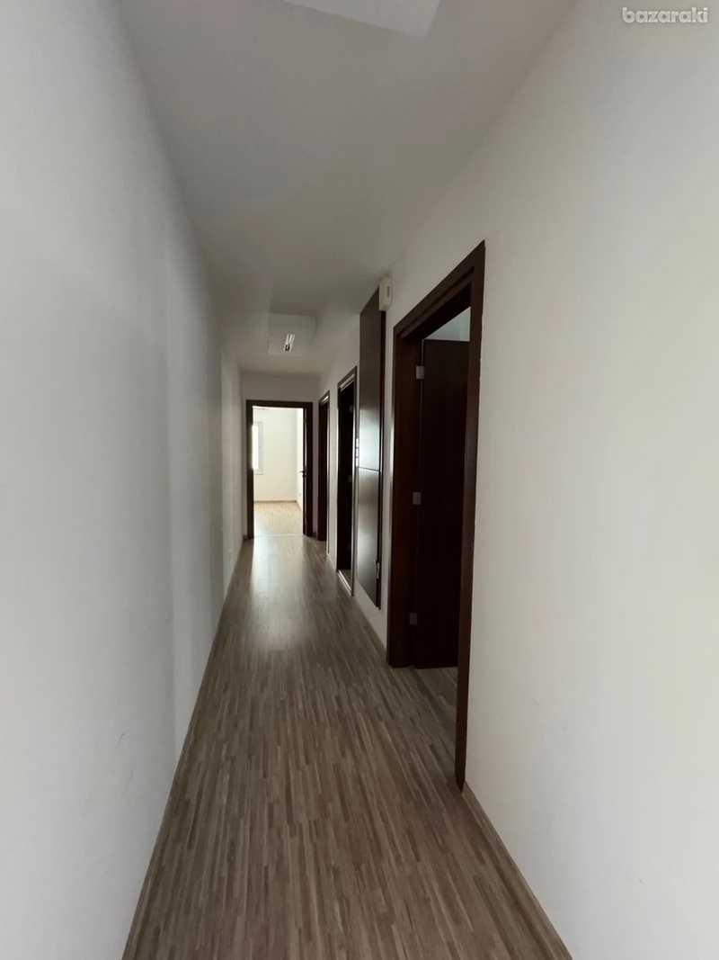 3-bedroom apartment to rent: https://www.bazaraki.com/adv/5790560_3-bedroom-apartment-to-rent (www.bazaraki.com)