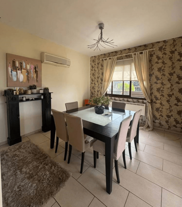 4 Bedroom Detached House For Sale: https://www.zyprus.com/property/39369/4-bedrooms-house-detached-house-in-chloraka-paphos (www.zyprus.com)