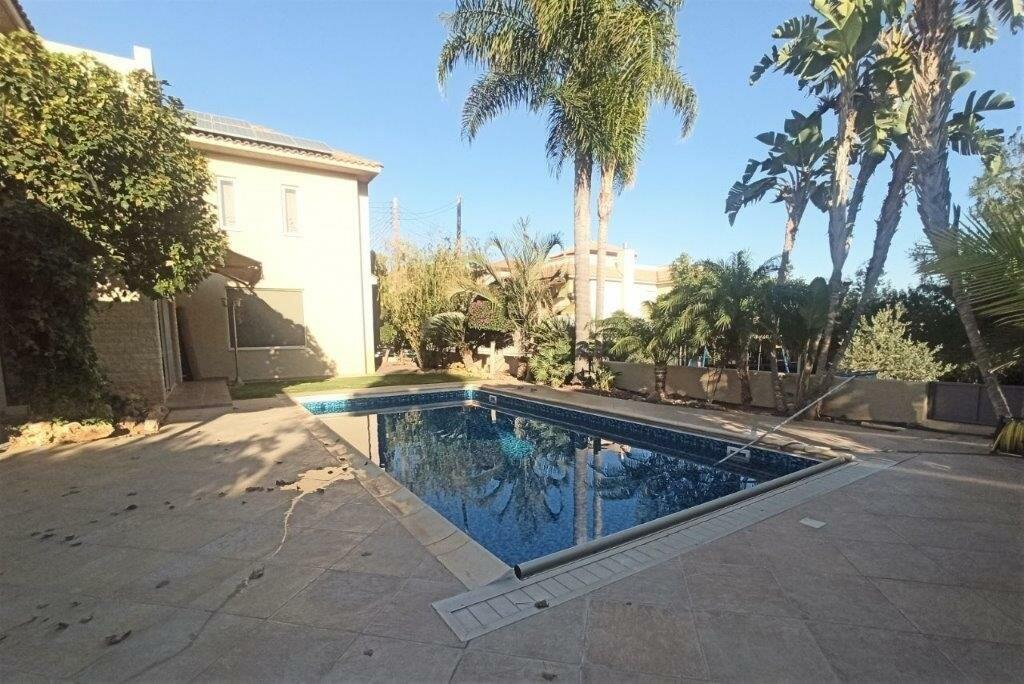 4 Bedroom Detached House For Sale: https://www.zyprus.com/property/24554/4-bedrooms-house-detached-house-in-agios-athanasios-limassol (www.zyprus.com)