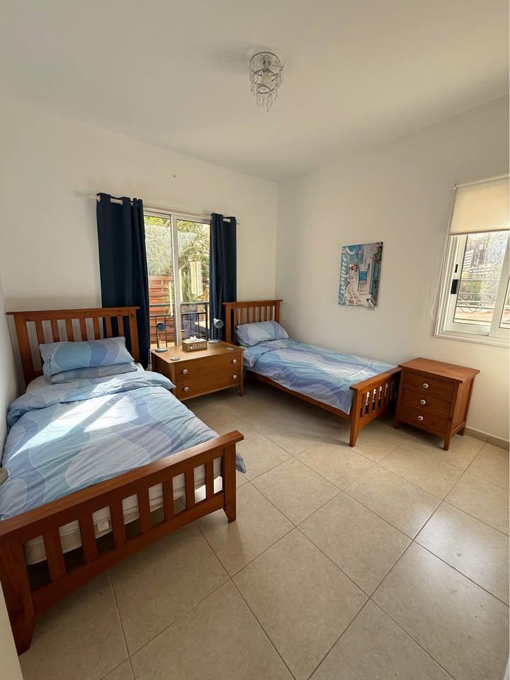 1 Bedroom, Garden Apartment: https://www.facebook.com/marketplace/item/966639192210298 (www.facebook.com)