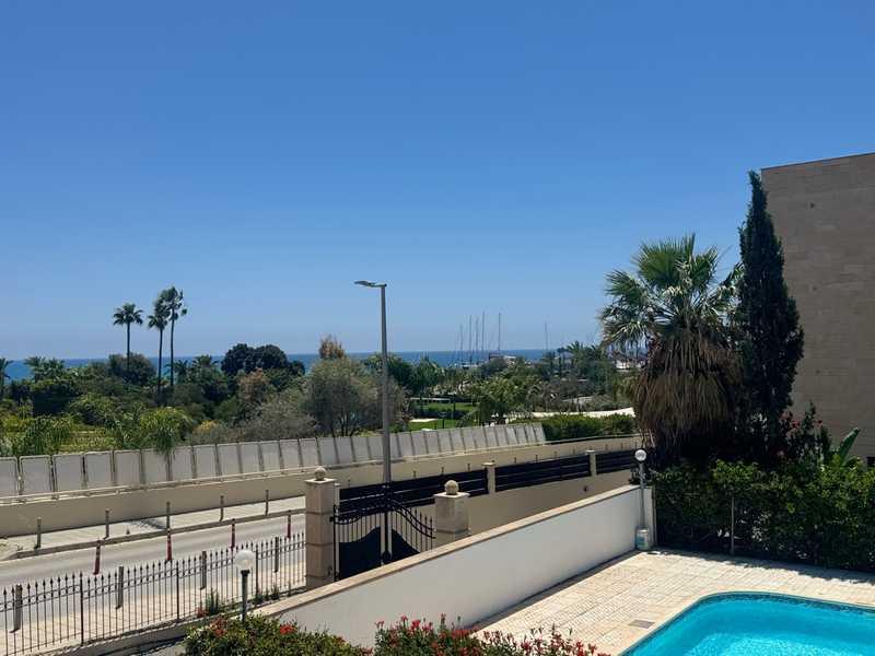 3-bedroom apartment to rent: https://www.bazaraki.com/adv/5794394_3-bedroom-apartment-to-rent (www.bazaraki.com)
