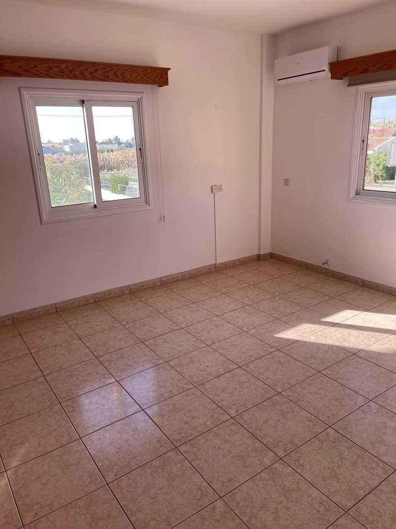 3-bedroom detached house to rent: https://www.bazaraki.com/adv/5798356_3-bedroom-detached-house-to-rent (www.bazaraki.com)