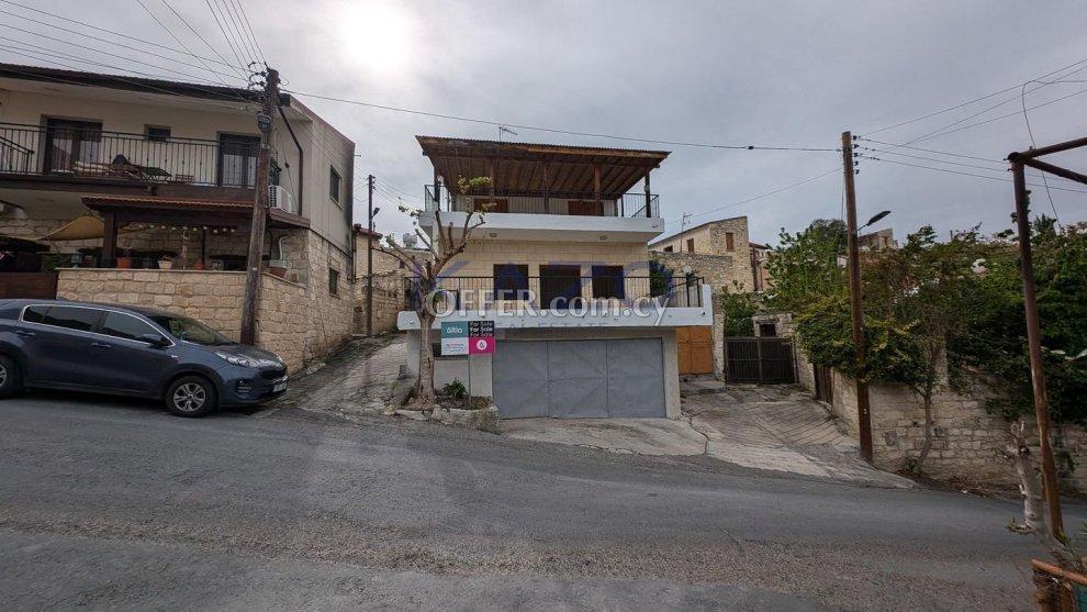 Two Storey House, Dora, Limassol: https://www.offer.com.cy/en/two-storey-house-dora-limassol/21-814899/ (www.offer.com.cy)