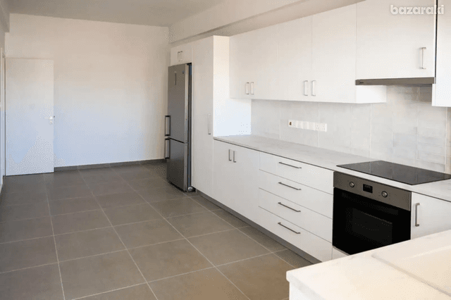 2-bedroom apartment to rent: https://www.bazaraki.com/adv/5798555_2-bedroom-apartment-to-rent (www.bazaraki.com)