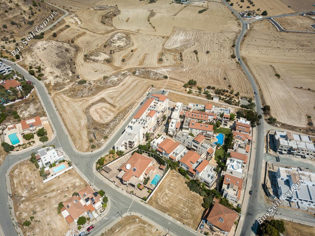1,403 SQM Residential Plot for sale in Oroklini, Larnaca: https://www.buysellcyprus.com/property-for-sale/larnaca/oroklini/plot-for-sale-oroklini-larnaca-1800864.html (www.buysellcyprus.com)