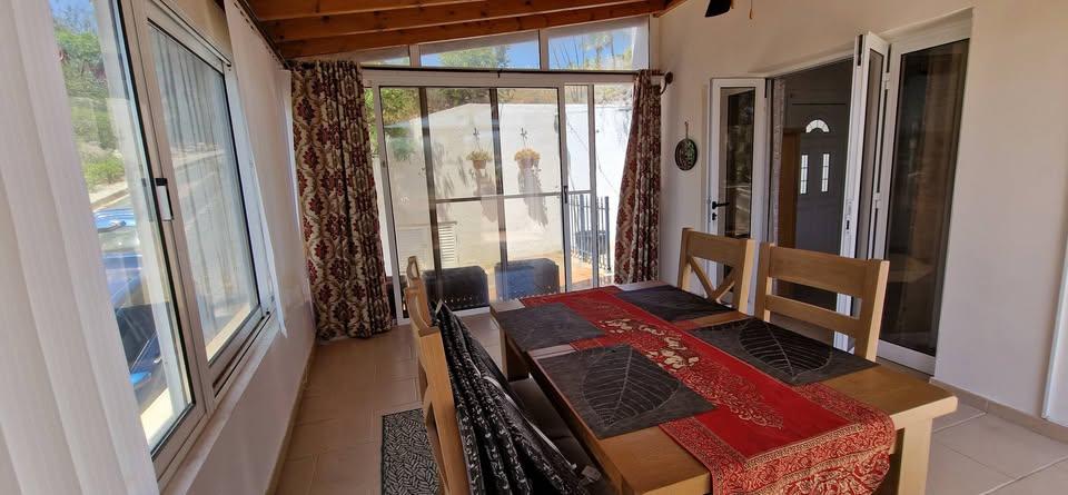 Large townhouse with centralheating in Peyia: https://www.facebook.com/marketplace/item/1235320814914526 (www.facebook.com)