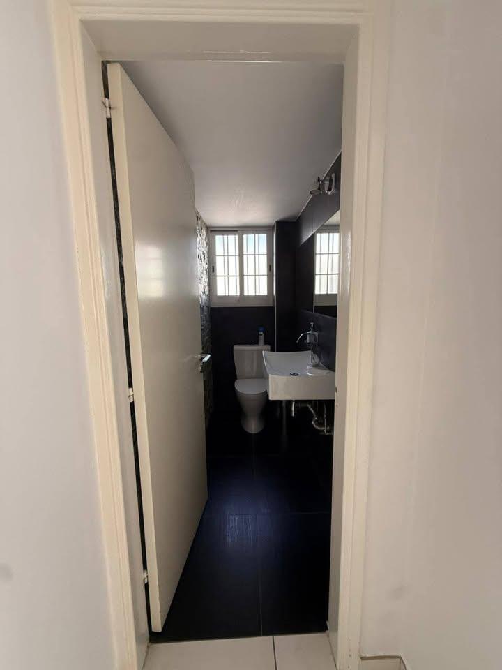 3 bedroom nice furnished house in Limassol: https://www.facebook.com/marketplace/item/1357071718898155 (www.facebook.com)