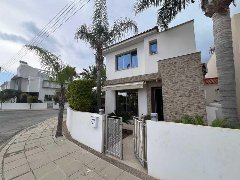 3-bedroom detached house for sale: https://www.bazaraki.com/adv/5786946_3-bedroom-detached-house-for-sale (www.bazaraki.com)