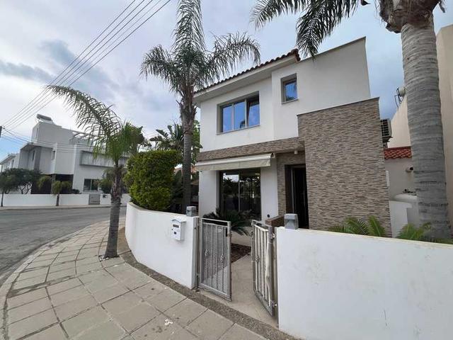 3-bedroom detached house for sale: https://www.bazaraki.com/adv/5786946_3-bedroom-detached-house-for-sale (www.bazaraki.com)
