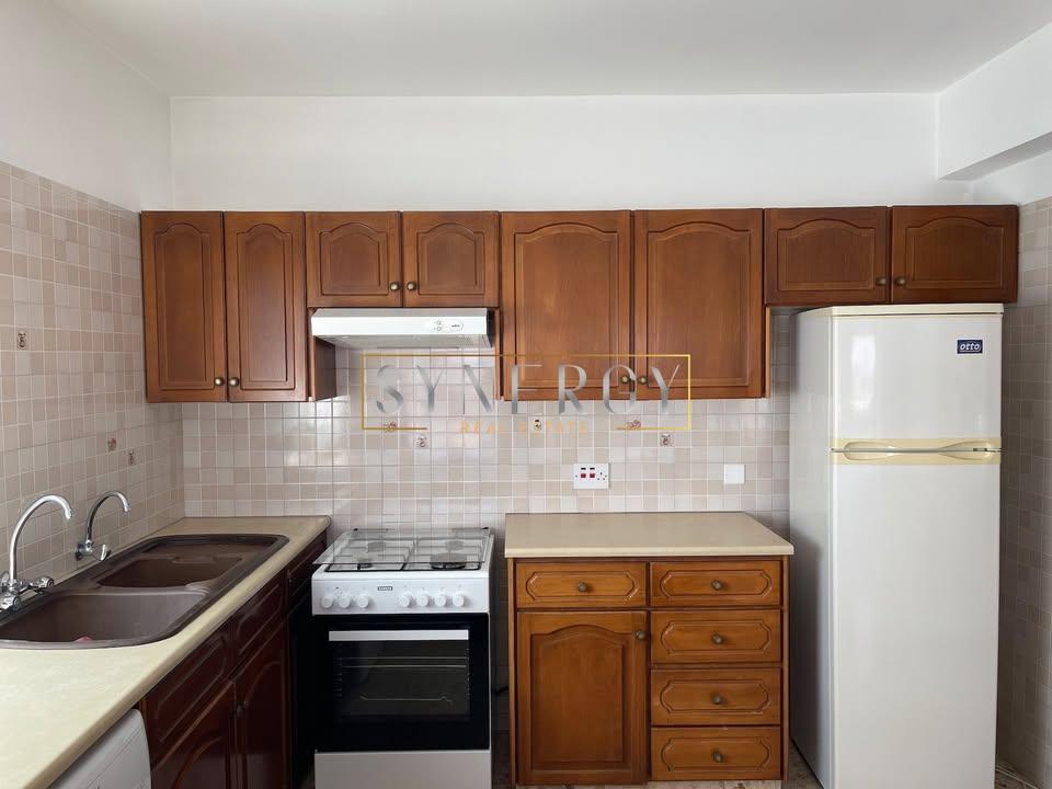 3 beds 1 bath Flat/apartment: https://www.facebook.com/marketplace/item/1659376661364362 (www.facebook.com)