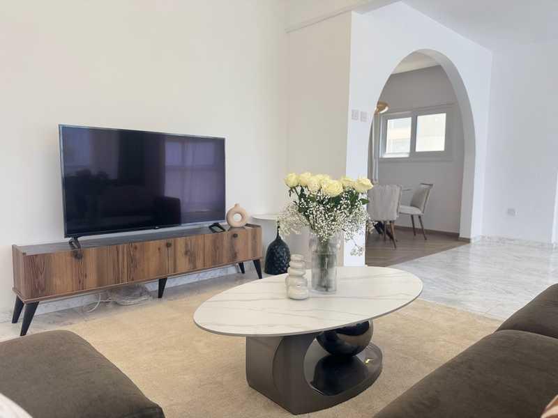 3-bedroom apartment to rent: https://www.bazaraki.com/adv/5794394_3-bedroom-apartment-to-rent (www.bazaraki.com)