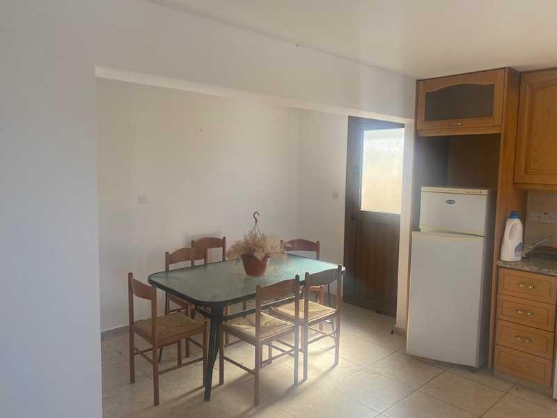 4-bedroom villa to rent: https://www.bazaraki.com/adv/5787886_4-bedroom-villa-to-rent (www.bazaraki.com)