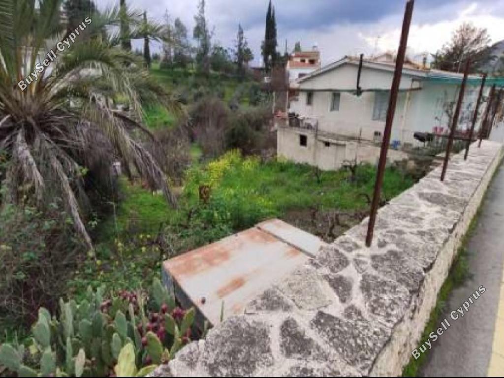 294 SQM Residential Land for sale in Mitsero, Nicosia: https://www.buysellcyprus.com/property-for-sale/nicosia/mitsero/land-for-sale-mitsero-nicosia-1800879.html (www.buysellcyprus.com)