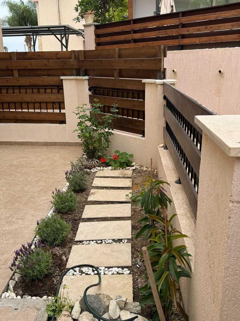  1-bedroom apartment to rent: https://www.bazaraki.com/adv/5793135_1-bedroom-apartment-to-rent (www.bazaraki.com)