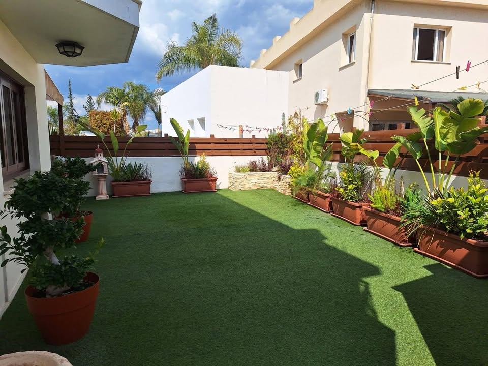 Stunning villa in Oroklini in Prime Cul‑de‑Sac Location 2 mins from the beach: https://www.facebook.com/marketplace/item/693956403015567 (www.facebook.com)