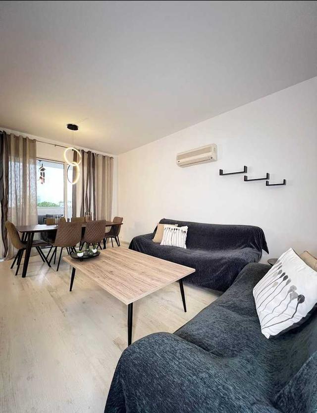 3-bedroom apartment to rent: https://www.bazaraki.com/adv/5794453_3-bedroom-apartment-to-rent (www.bazaraki.com)