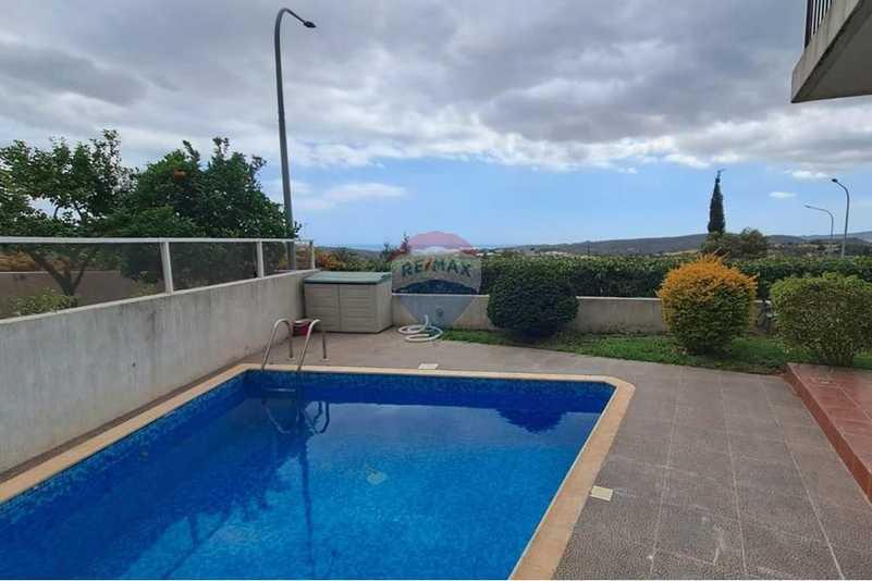 4-bedroom detached house for sale: https://www.bazaraki.com/adv/5793156_4-bedroom-detached-house-for-sale (www.bazaraki.com)