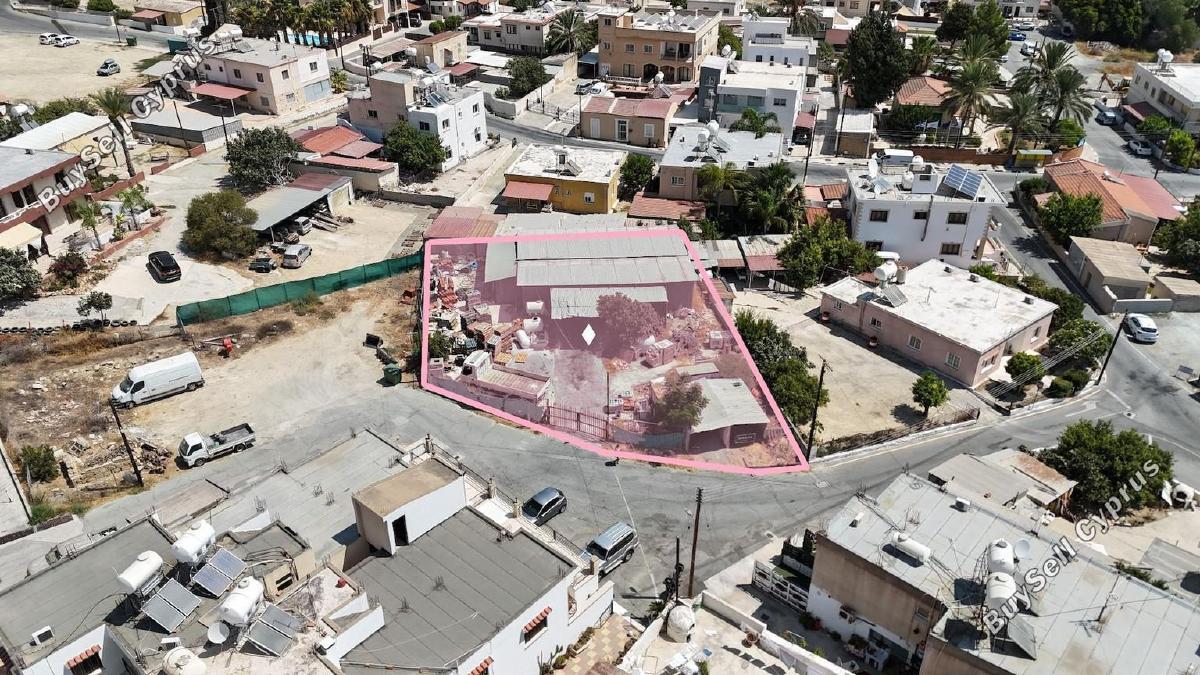 800 SQM Residential Plot for sale in Oroklini, Larnaca: https://www.buysellcyprus.com/property-for-sale/larnaca/oroklini/plot-for-sale-oroklini-larnaca-1796715.html (www.buysellcyprus.com)