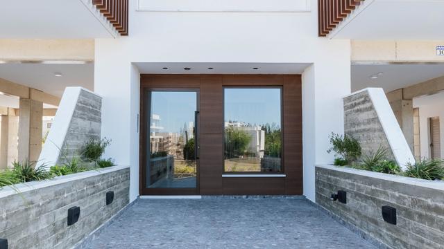New 2-bedroom penthouse in Paphos № 153689: https://dom.com.cy/en/catalog/sale/153689/ (dom.com.cy)