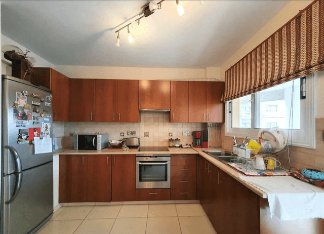 3-bedroom apartment to rent: https://www.bazaraki.com/adv/5795245_3-bedroom-apartment-to-rent (www.bazaraki.com)