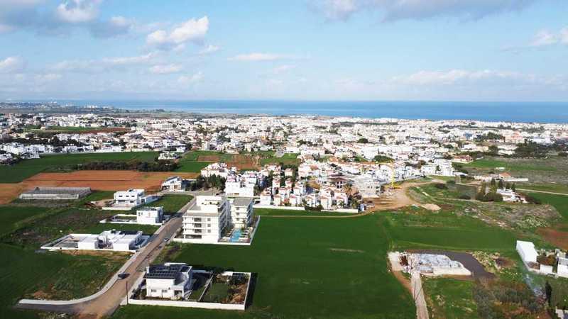 2-bedroom apartment for sale: https://www.bazaraki.com/adv/5743533_2-bedroom-apartment-for-sale (www.bazaraki.com)