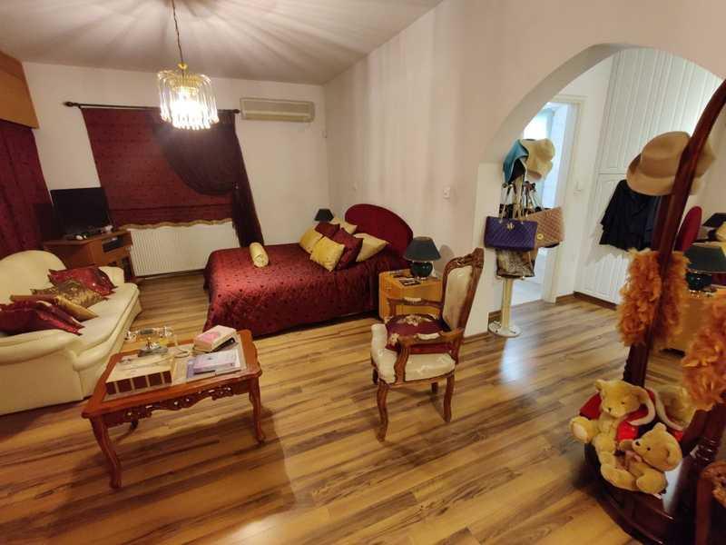 3-bedroom detached house for sale: https://www.bazaraki.com/adv/5799302_3-bedroom-detached-house-for-sale (www.bazaraki.com)