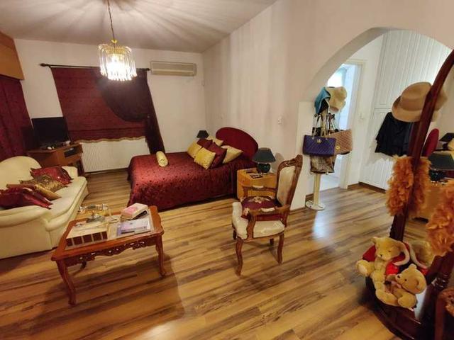 3-bedroom detached house for sale: https://www.bazaraki.com/adv/5799302_3-bedroom-detached-house-for-sale (www.bazaraki.com)