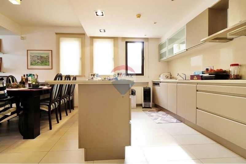 4-bedroom detached house for sale: https://www.bazaraki.com/adv/5797867_4-bedroom-detached-house-for-sale (www.bazaraki.com)