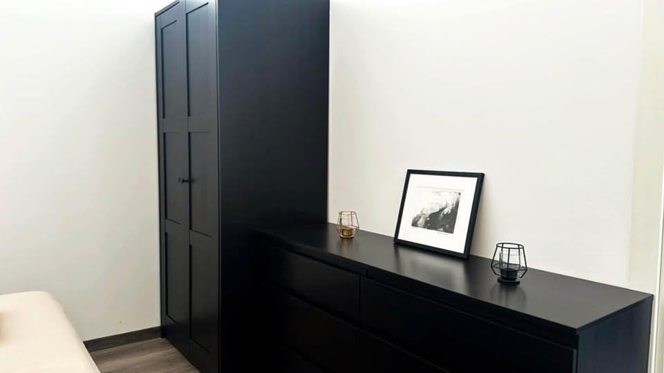 2 Bedroom apartment for rent (NO AGENTS): https://www.facebook.com/marketplace/item/24477565448509948 (www.facebook.com)