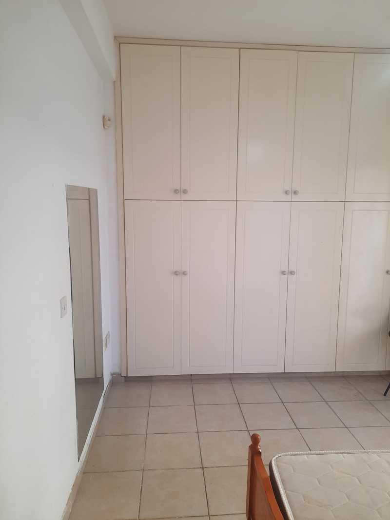 1 room1 man only: https://www.bazaraki.com/adv/5797651_1-room-to-let-for-1-man-only-free-air-con-electric-heating-water-wifi (www.bazaraki.com)