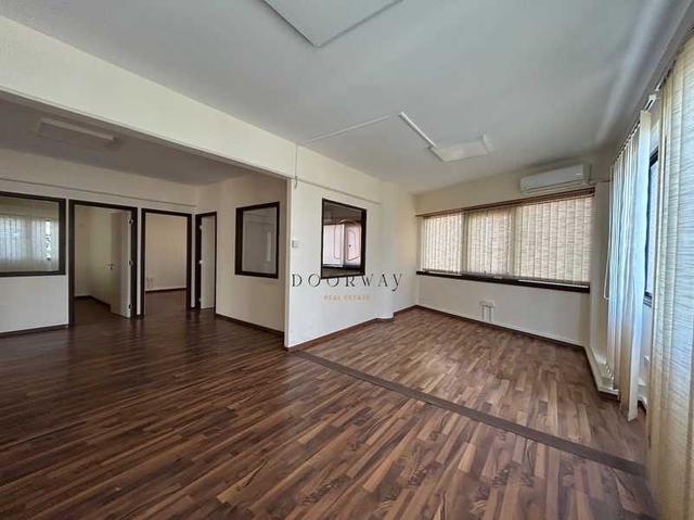 Office in mesa geitonia: https://www.bazaraki.com/adv/5796748_office-in-mesa-geitonia (www.bazaraki.com)