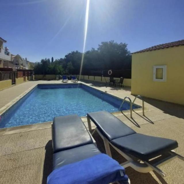 2-bedroom house in Paphos № 149908: https://dom.com.cy/en/catalog/sale/149908/ (dom.com.cy)