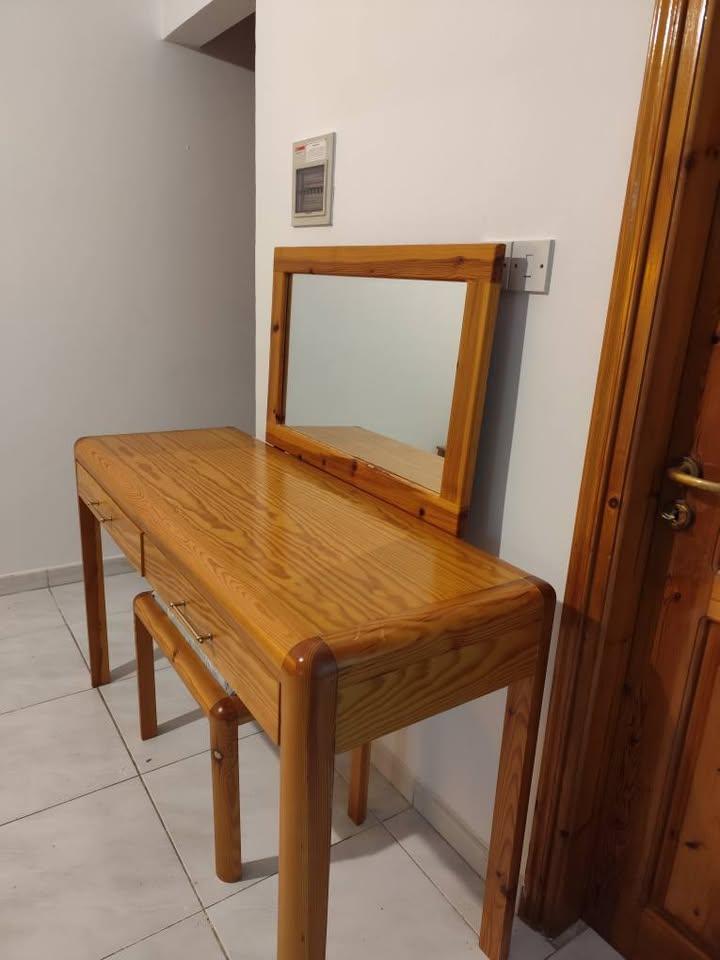 Studio apartment: https://www.facebook.com/marketplace/item/2101419567034810 (www.facebook.com)