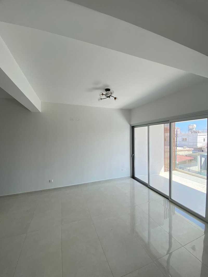 2-bedroom apartment to rent: https://www.bazaraki.com/adv/5798477_2-bedroom-apartment-to-rent (www.bazaraki.com)