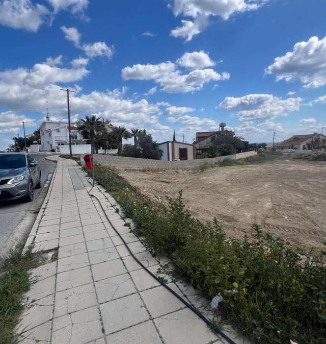 New 2-bedroom penthouse in Larnaca № 153147: https://dom.com.cy/en/catalog/sale/153147/ (dom.com.cy)